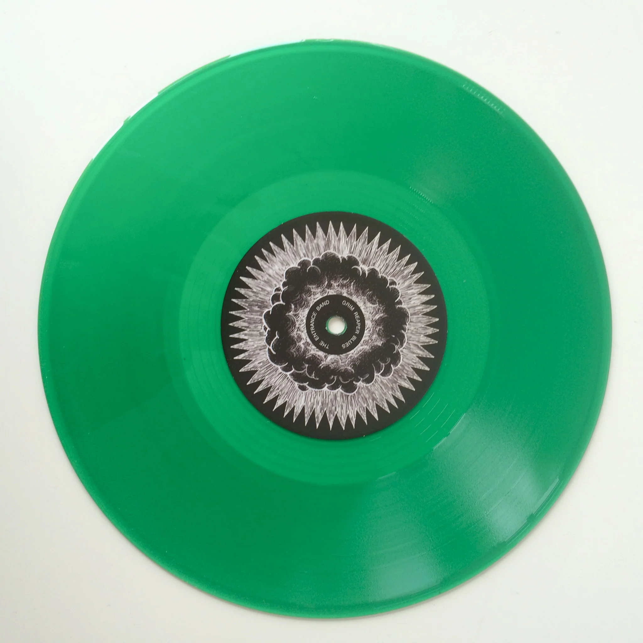 Split Single No 3 The Entrance Band / Wall Of Death - Image 4